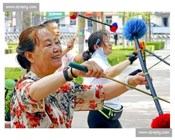 平地生花！90 后非遗传承人舞花棍，棍起瞬间绽放千年技艺